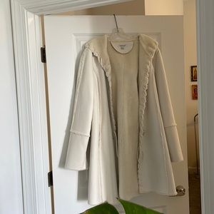 Beautiful Ivory Faux Fur Coat Sz Large